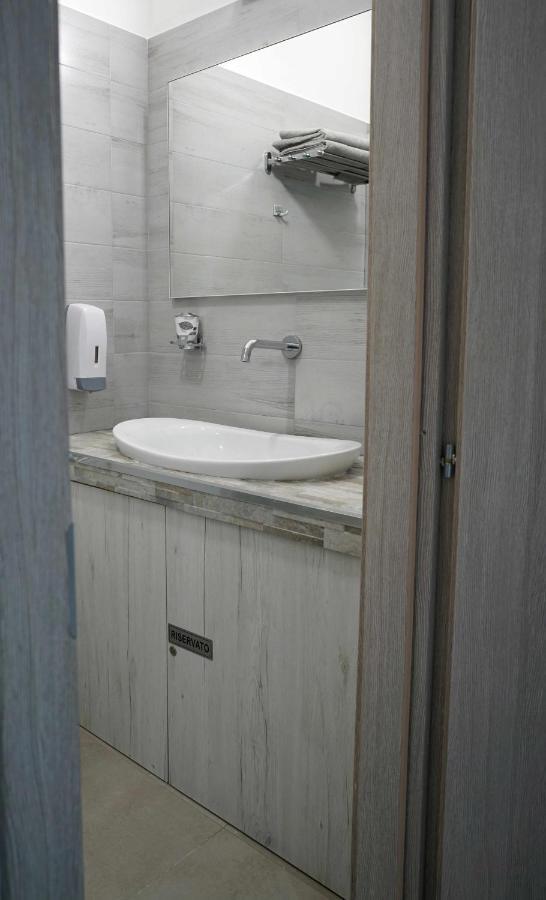 Nitto House Hotel Bari Buitenkant foto