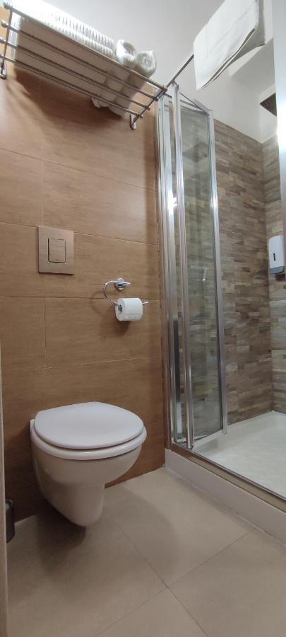 Nitto House Hotel Bari Buitenkant foto